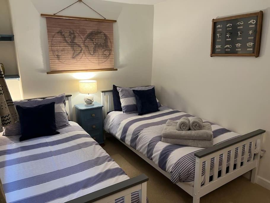 Harbourside 2 Bed Apartment, Barmouth Bridge Views 外观 照片