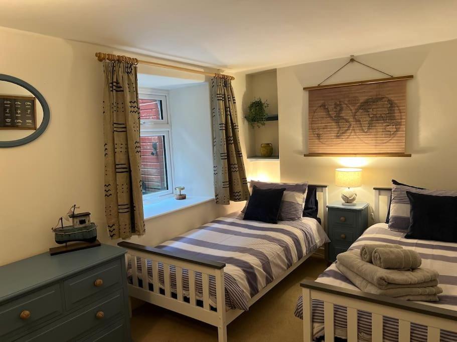 Harbourside 2 Bed Apartment, Barmouth Bridge Views 外观 照片