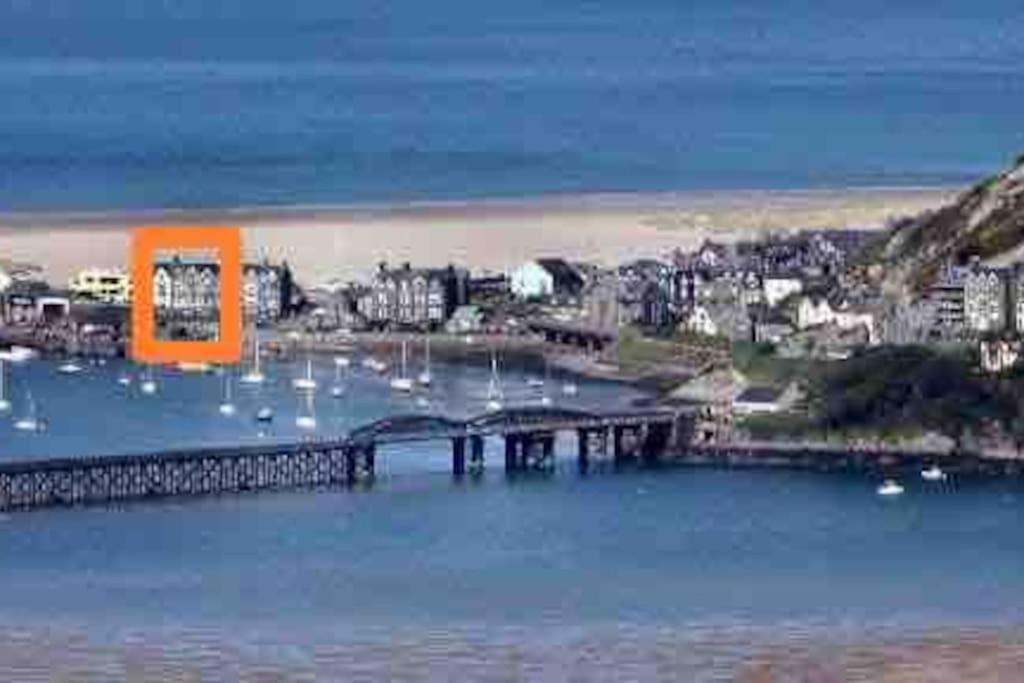 Harbourside 2 Bed Apartment, Barmouth Bridge Views 外观 照片